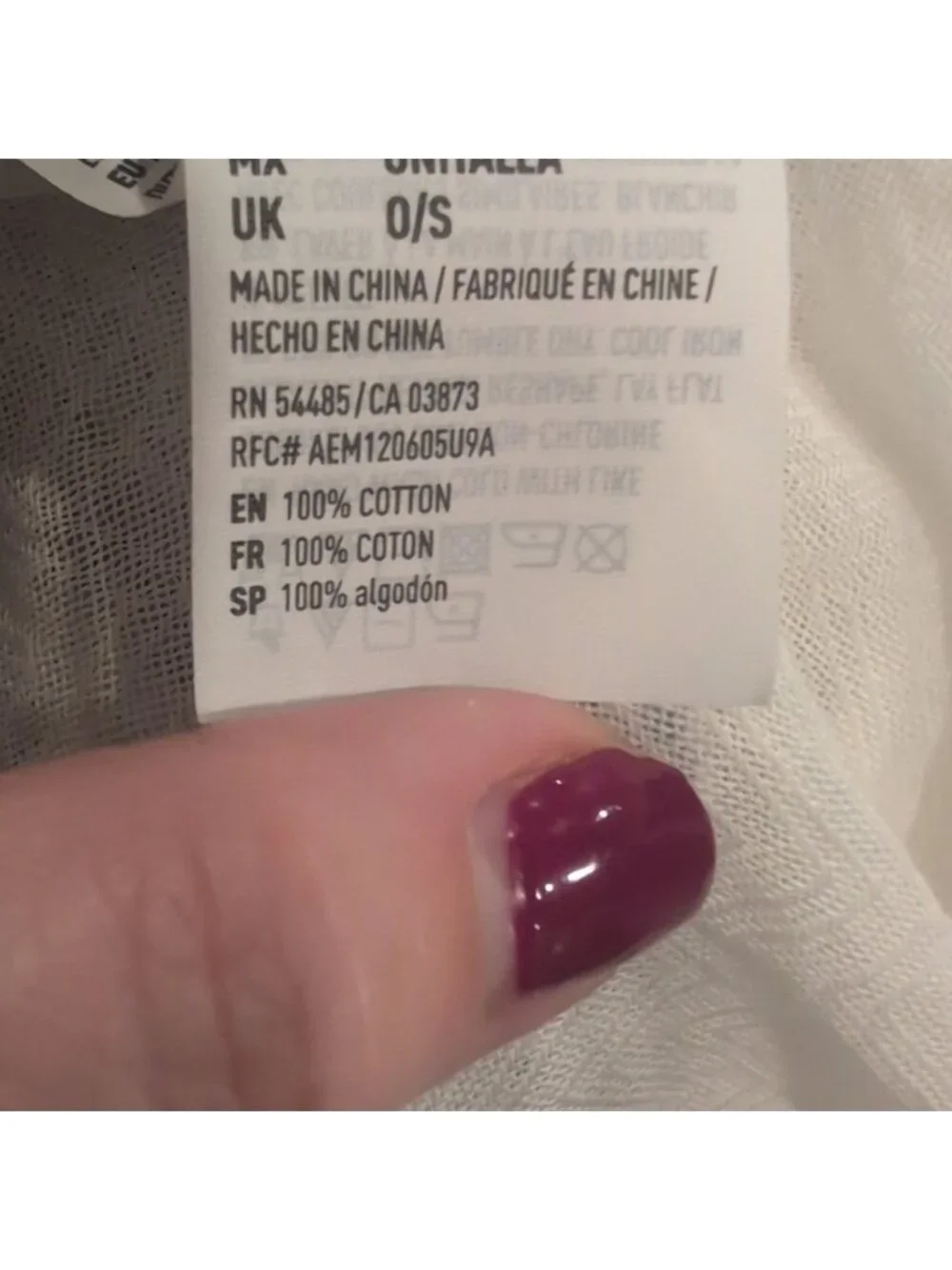 American Eagle White And Blue Porcelain Type Pattern Poncho Shawl